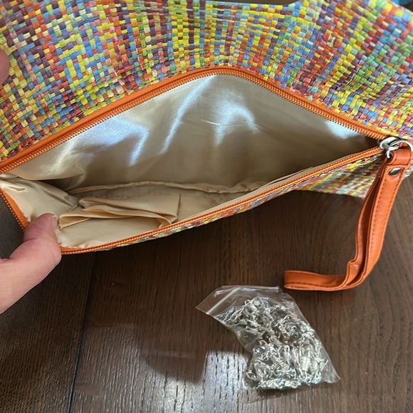 Vibrant Multicolor Woven Clutch with Orange Detail - Picture 6 of 9